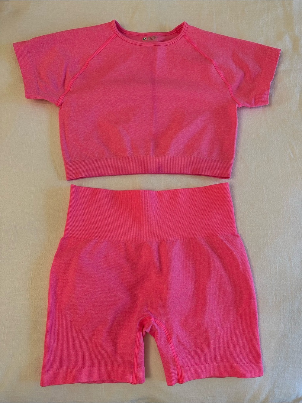 Amazon Women's Athletic Bike Shorts and Crop Top Set - Bright Pink